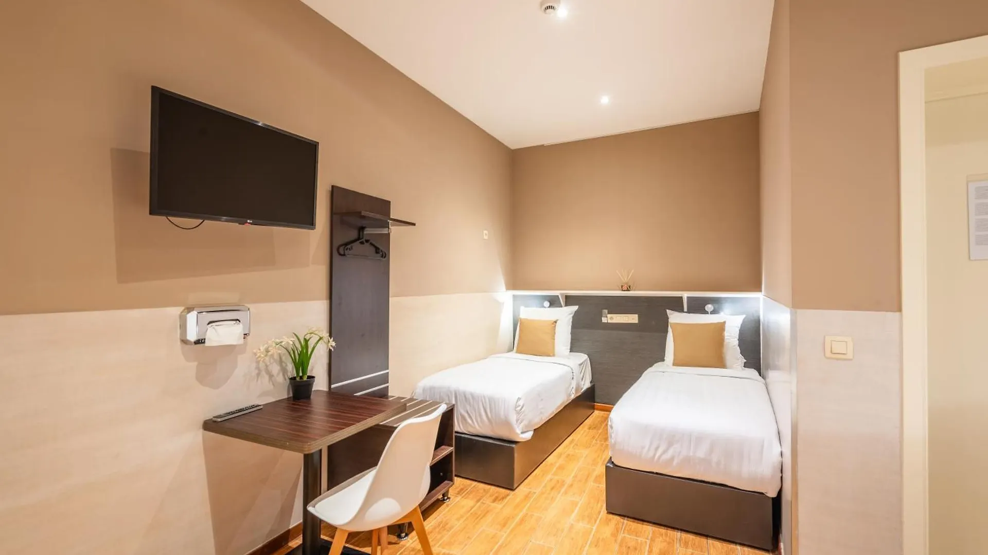 Hotel Barry Brusel 2*,  Belgie