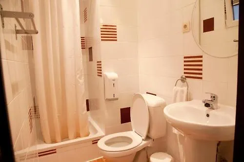 **  Hotel Barry Brusel Belgie