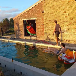 Maenhoudthoeve Met Zwembad En Sauna Oudenburg
