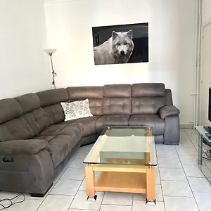 Stienon Apartment